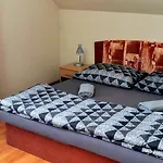 Vila Riviera So Sukromnou Virivkou A Dva Samostatne Apartmany - Besenova Liptov