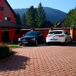Vila Riviera So Sukromnou Virivkou A Dva Samostatne Apartmany - Besenova Liptov Διαμέρισμα