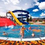 Riviera So Sukromnou Virivkou A Dva Samostatne - Liptov Bešeňová