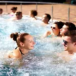 Apartman Riviera So Sukromnou Virivkou A Dva Samostatne - Liptov Bešeňová
