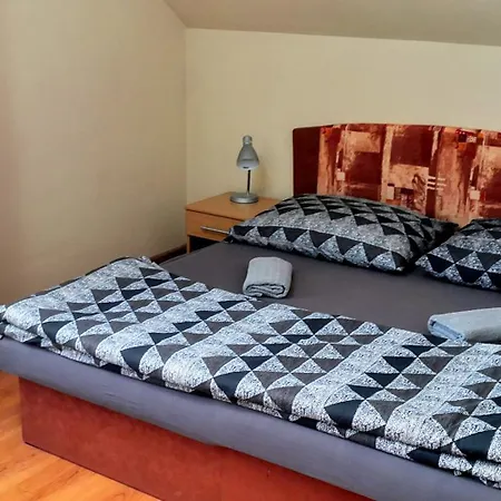 Apartmany Riviera A Chalupa Riviera Liptov, Besenova