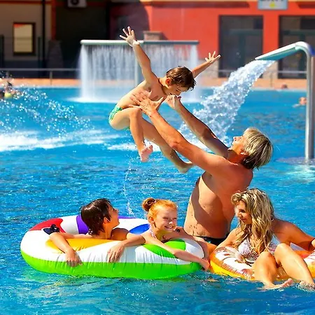 Apartmany Riviera A Chalupa Riviera Liptov, Besenova